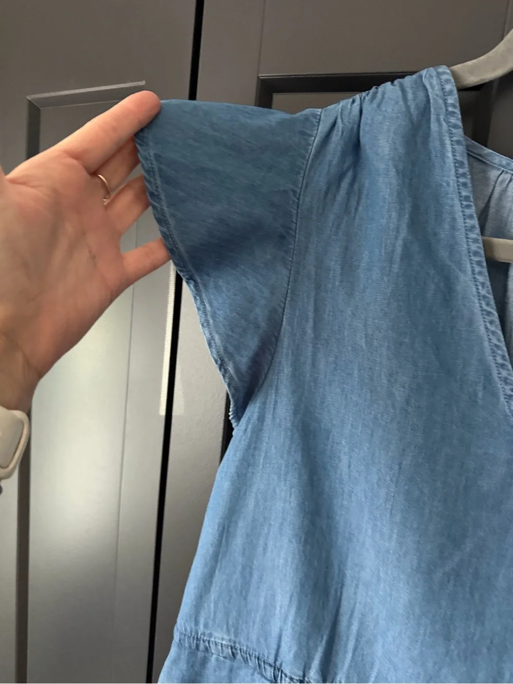 GAP Women’s Light Blue Chambray Dress with Tie Waist, size M, like new - Picture 3 of 7